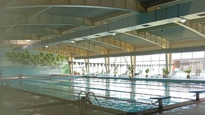 Bazin - Piscina Plaisir by AMP